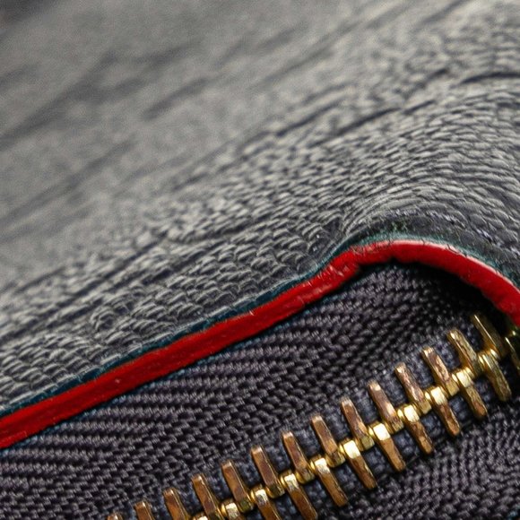 LOUIS VUITTON Red Monogram Leather Wallet - Picture 4 of 10